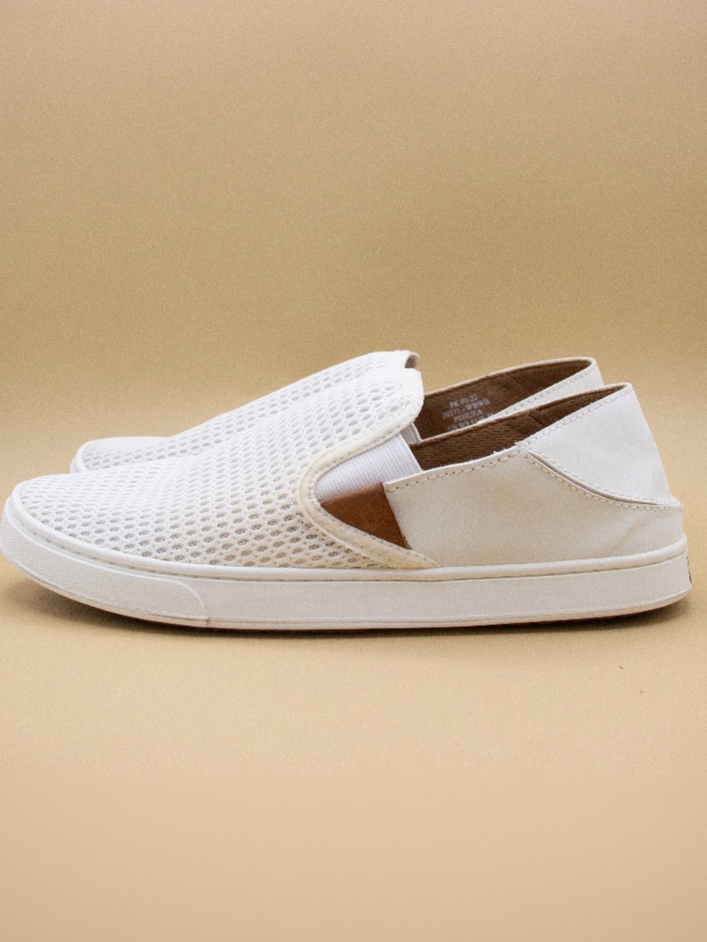 OluKai Pehuea White Breathable Mesh Slip On Shoes 20271 Women's Size 8